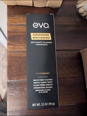 Advanced Whitening Peppermint Toothpaste - Black & Gold Packaging
